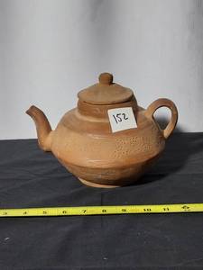 lot 152 image: Vintage Ceramic Teapot