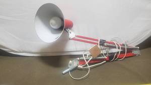 lot 331 image: Vintage Luxo Articulated Desk Lamp