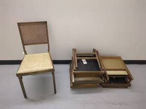 lot 363 image: 6 1970s Vintage Legomatic Folding Chairs Set