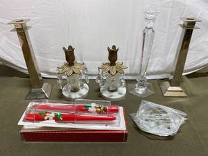 lot 371 image: Vintage Candle Holder Set with Candles