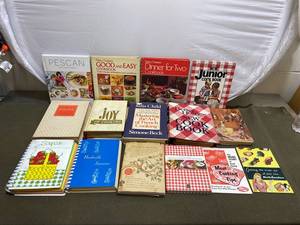 lot 372 image: Lot of Vintage Classic Cookbooks