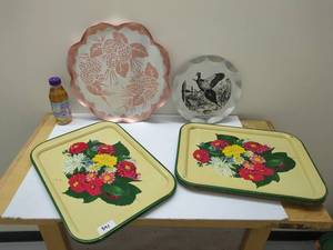 lot 393A image: Vintage Floral and Pheasant Design Serving Trays Set