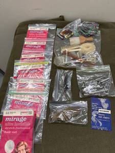lot 5700Z image: Vintage Hair Care Accessory Lot