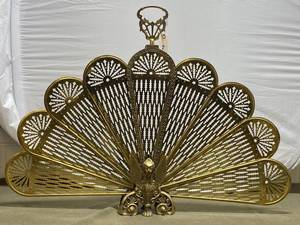 lot 1X image: Vintage Brass Peacock Fireplace Screen 206