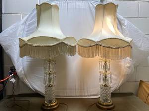 lot 219 image: Vintage Crystal Embellished Floor Lamp with Fringed Shade