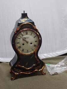 lot 366 image: Vintage Kienzle German Mantel Clock