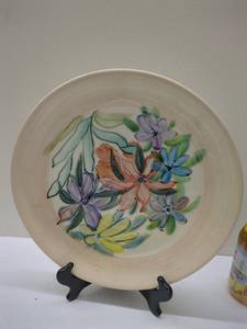 lot 400 image: Susan Card Hand-Painted Floral Ceramic Plate