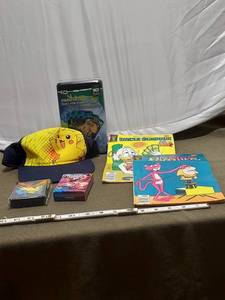 lot 415 image: Pokmon & Ben 10 Collectibles Lot