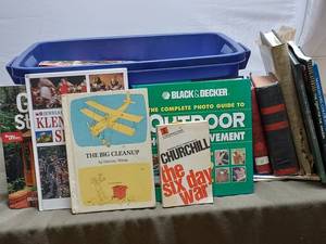 lot 424 image: Mixed Book Lot History, DIY, Fiction