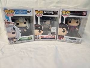 lot 21 image: (3) Funko Pop Bobble Heads