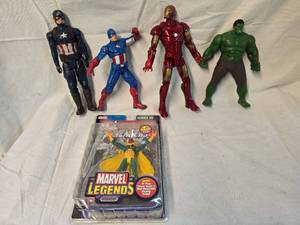 lot 112 image: Avengers Action Figures