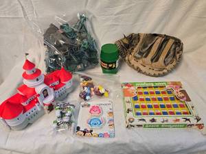 lot 114 image: Misc. Toys