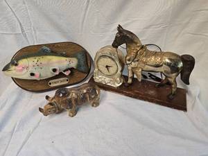 lot 116 image: Misc. Home Decor