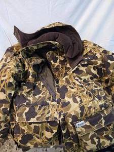 lot 150 image: Mountn Prairie Camo Jacket
