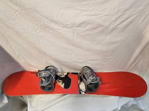 lot 152 image: Rossignol Snowboard