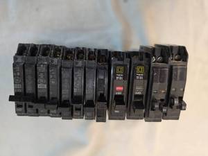 lot 167 image: Misc. Circuit Breakers