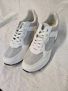 lot 198 image: Kip Wok Glitter Shoes Size10