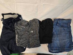 lot 231 image: Sweatpants Size XL, Under Armor Size2XL, Black Tee Shirt Size XL, Shorts Size16