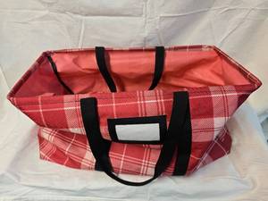 lot 243 image: (3) Misc. Bags, Vikings, Camo 6 Bottle Wine Carrier