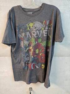 lot 266 image: (5) Shirts, Harley Davidson, Marvel, Super Mario Size L, Ford Size XL