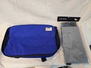 lot 270 image: Pyrex Portable Insulated Bag, 10 Liter Dry Bag