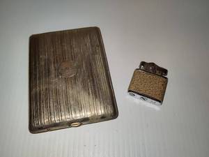 lot 57 image: Vintage Cigarette Case & Small Lighter
