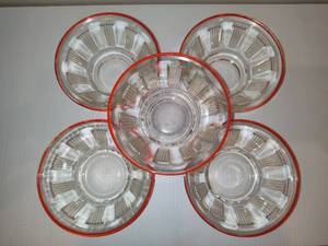 lot 68 image: MCM Art Deco Red Ribbed Paneled BerryDessert Bowls (5)