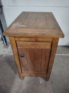 lot 90 image: Long Wood Side Table