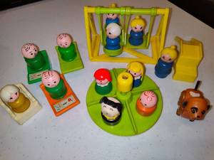 lot 111 image: Vintage Little People Classroom & Playground