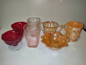 lot 67 image: Vintage Asst Colored Glassware