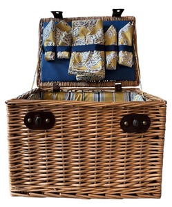 lot 140 image: Fun Eddie Bauer Picknick  Willow Picnic Basket Including Cups, Plates, Napkins and More