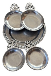 lot 129 image: Vintage Pewter by Pewtarex including One Plate and Four Porridge Bowls