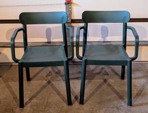 lot 120 image: Pair of Green Resin Patio Chairs