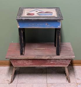 lot 144 image: Pair of Painted Vintage Wood Stools