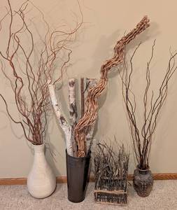 lot 91 image: Decorative Vases and Twigs