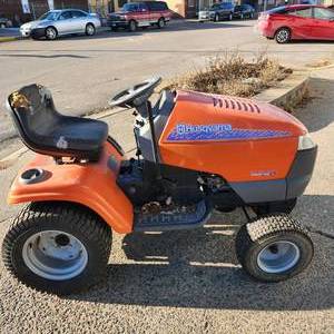 Husqvama GT2254 22HP ELS Riding Lawnmower 54" Deck
