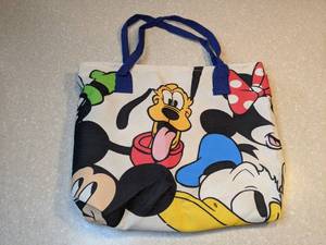 lot 402 image: New Mickey Mouse And Friend Tote With Handles Zipper Closure P