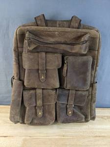 lot 105 image: LUXEORIA - Genuine Leather Backpack for Men and Women, Retro Style Mens Backpack, Retro - Hunter Brown, Travel Backpacks B