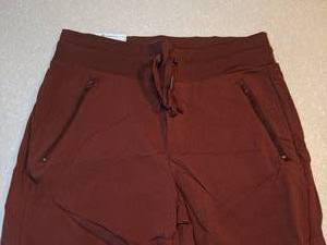 lot 445 image: New Members Mark Woven Trek Jogger Pant Rust Color Size Large M