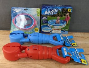 lot 140 image: Brand New Bestway H2O Go Coral Kids Pool, Speedo Kids Fun Retro Dive Mask and 2 Animal Sand Scoops N