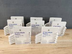 lot 53F image: 8 Brand New Packages of Smartly Twin Blade Disposable Razors (5-Pack) N