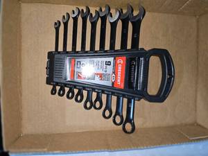 New Cresent wrench set