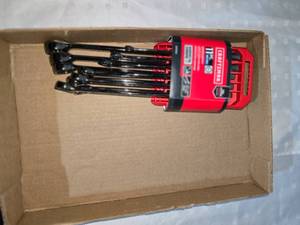 lot 13 image: New Craftsman wrench set