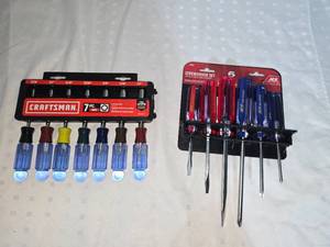 lot 18 image: New screw drivers and nut drivers