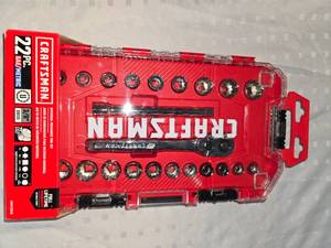 lot 20 image: New Craftsman tool set