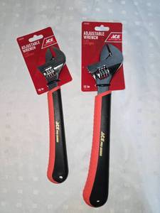 lot 34 image: New adjustable wrenchs