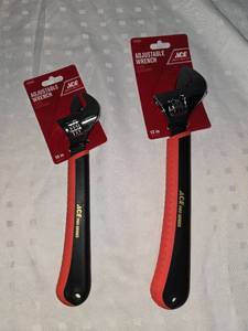 lot 35 image: New adjustable wrenchs