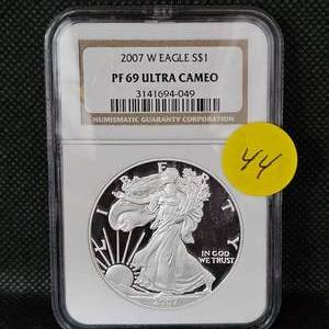 lot 44 image: 2007 W Silver Eagle NGC PF69 Ultra Cameo