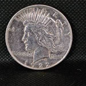 lot 81 image: 1922 Peace Dollar