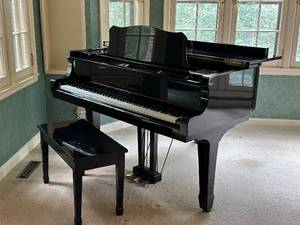 Young Chang G150 Baby Grand Piano with Bench